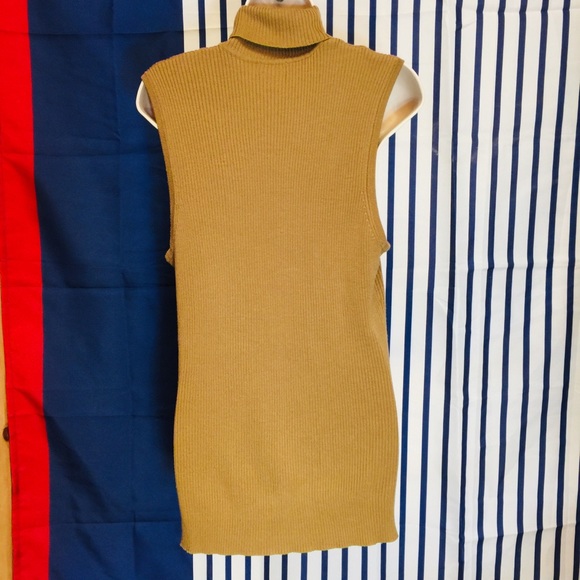 Turtleneck Sweater Beaded Golden Mustard Large - Picture 5 of 8